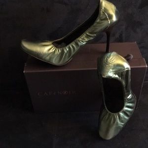 Cafe Noir Metallic Green high heels